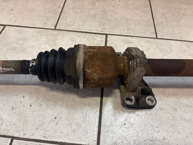 bontott RENAULT CLIO III Jobb Féltengely