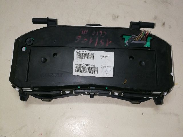 bontott RENAULT CLIO III Kilométeróra