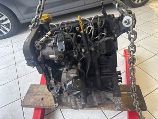 bontott RENAULT CLIO III Komplett Motor (Segédberendezésekkel)