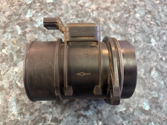 bontott RENAULT CLIO III Légtömegmérő