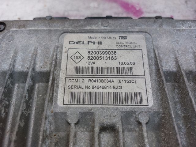 bontott RENAULT CLIO III Motorvezérlő