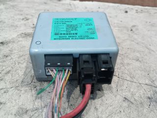 bontott RENAULT CLIO III Szervó Szivattyú Elektronika