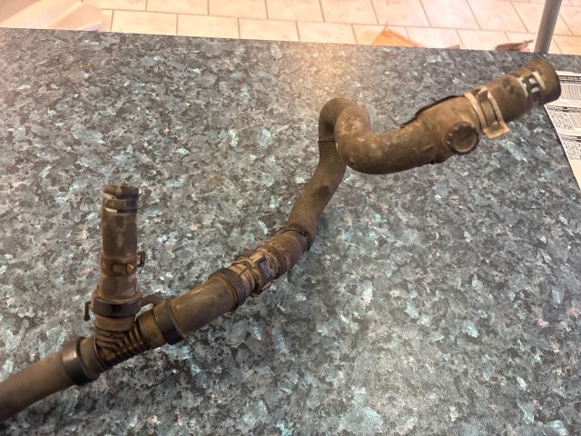 bontott RENAULT CLIO III Vízcső