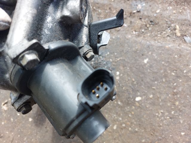 bontott RENAULT CLIO III EGR / AGR Vákum Szelep