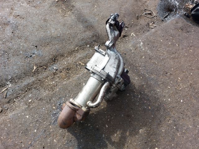 bontott RENAULT CLIO III EGR / AGR Vákum Szelep