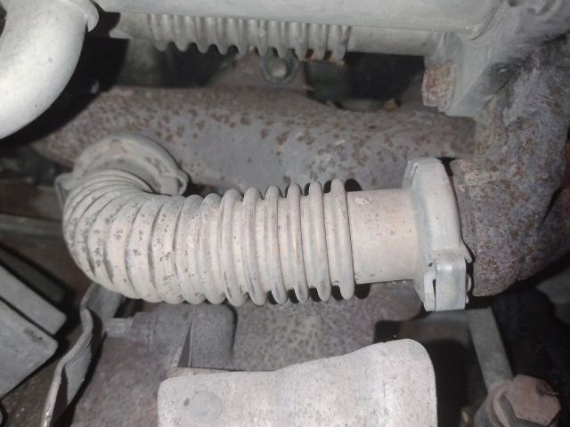 bontott RENAULT CLIO III EGR Hűtő Cső