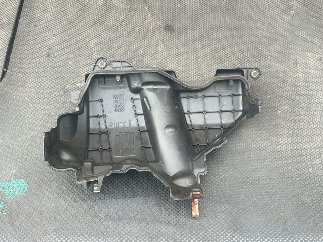 bontott RENAULT CLIO III Felső Motorburkolat