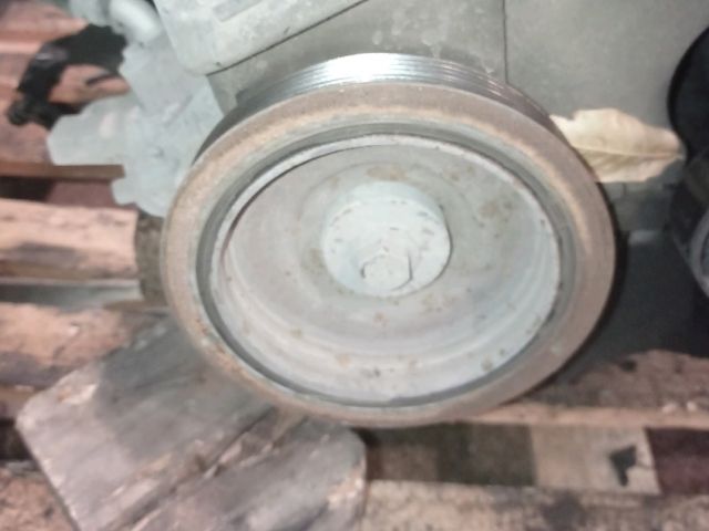 bontott RENAULT CLIO III Főtengely Szíjtárcsa