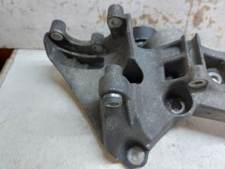 bontott RENAULT CLIO III Generátor Tartó Bak