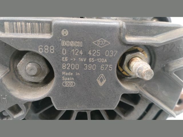 bontott RENAULT CLIO III Generátor