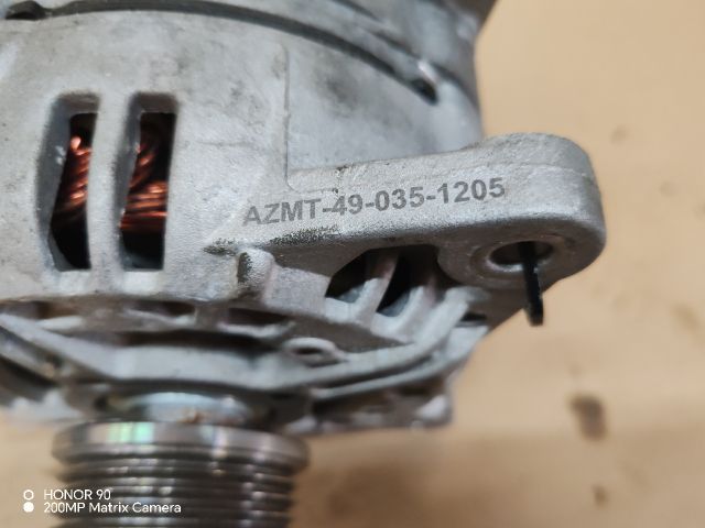 bontott RENAULT CLIO III Generátor