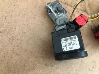 bontott RENAULT CLIO III Gyújtáskapcsoló Házzal