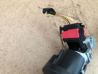 bontott RENAULT CLIO III Gyújtáskapcsoló Házzal