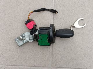 bontott RENAULT CLIO III Gyújtáskapcsoló Házzal