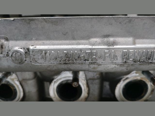 bontott RENAULT CLIO III Hengerfej