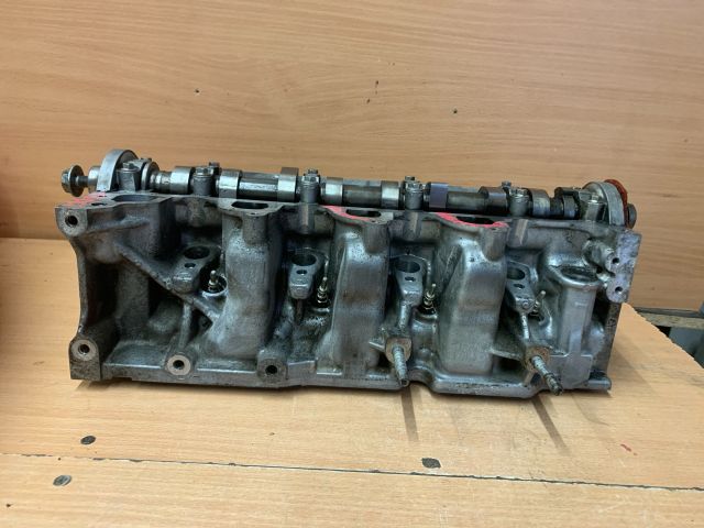 bontott RENAULT CLIO III Hengerfej