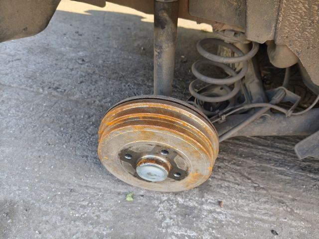 bontott RENAULT CLIO III Homlokfal (Üres lemez)