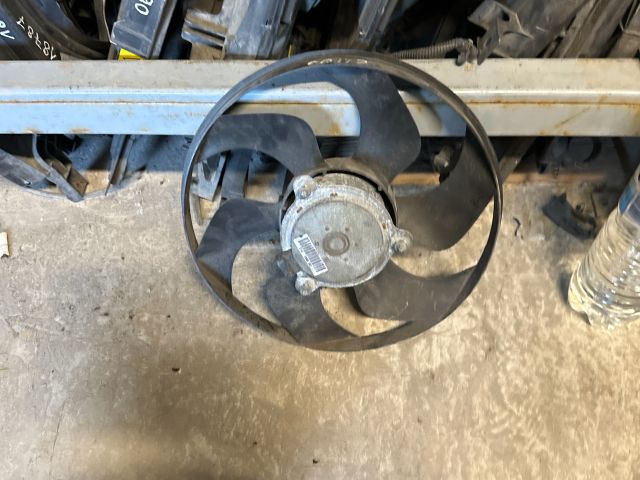 bontott RENAULT CLIO III Hűtőventilátor