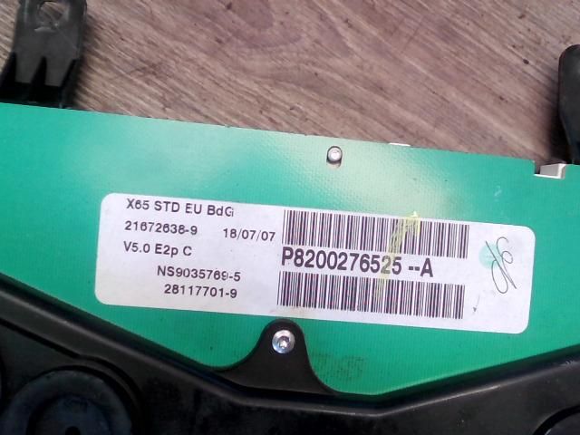 bontott RENAULT CLIO III Kilométeróra