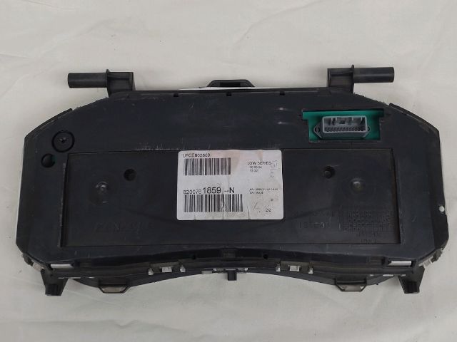 bontott RENAULT CLIO III Kilométeróra