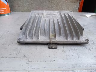 bontott RENAULT CLIO III Motorvezérlő