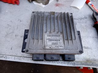 bontott RENAULT CLIO III Motorvezérlő