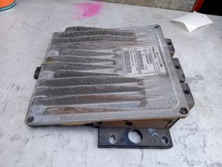 bontott RENAULT CLIO III Motorvezérlő