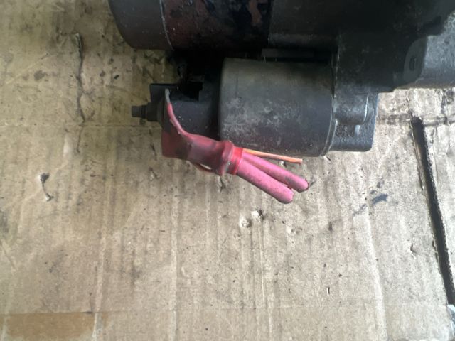 bontott RENAULT CLIO III Önindító