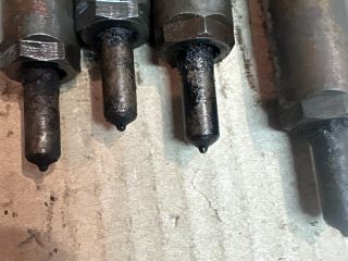 bontott RENAULT CLIO III Porlasztó Sor / Híd