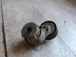 bontott RENAULT CLIO III Szíjfeszítő Görgő