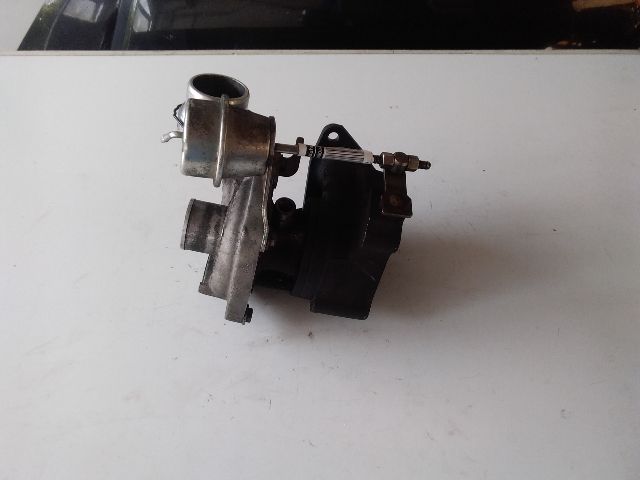 bontott RENAULT CLIO III Turbó