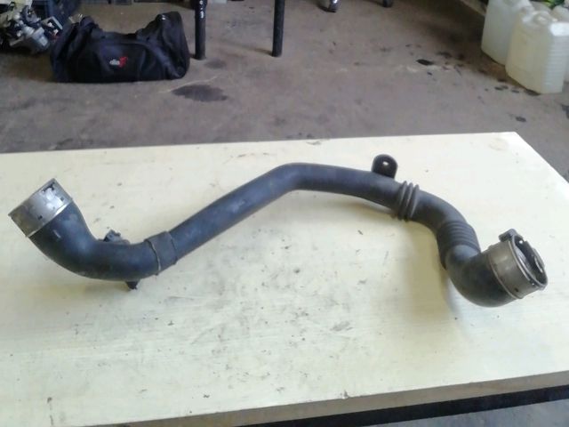 bontott RENAULT CLIO III Turbócső