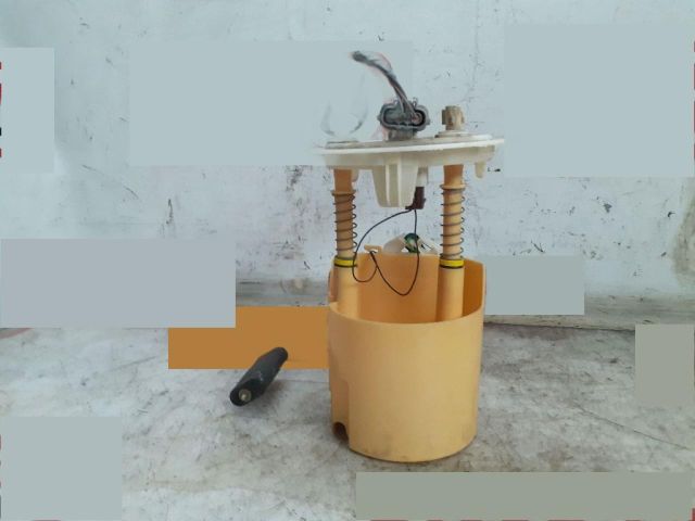 bontott RENAULT CLIO III Üzemanyag Szivattyú