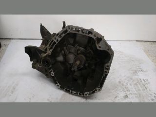 bontott RENAULT CLIO III Váltó (Mechanikus)
