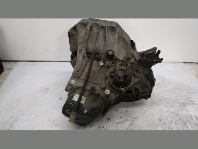 bontott RENAULT CLIO III Váltó (Mechanikus)