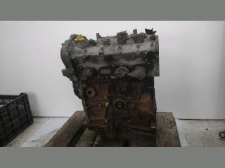 bontott RENAULT CLIO III Motor (Fűzött blokk hengerfejjel)