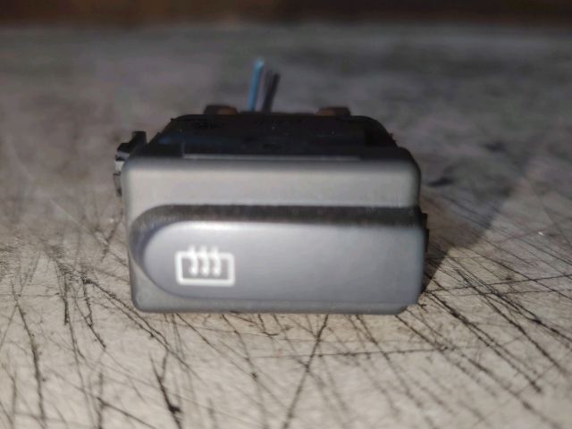 bontott RENAULT CLIO III Ablakfűtés Kapcsoló