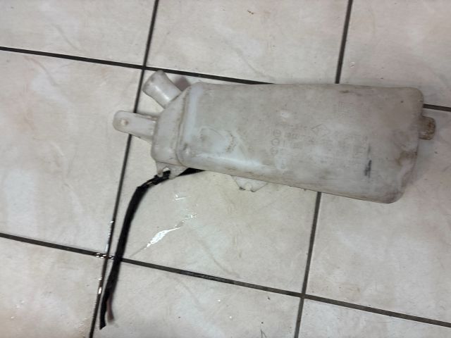 bontott RENAULT CLIO III Ablakmosó Tartály