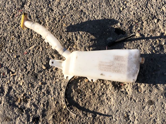 bontott RENAULT CLIO III Ablakmosó Tartály