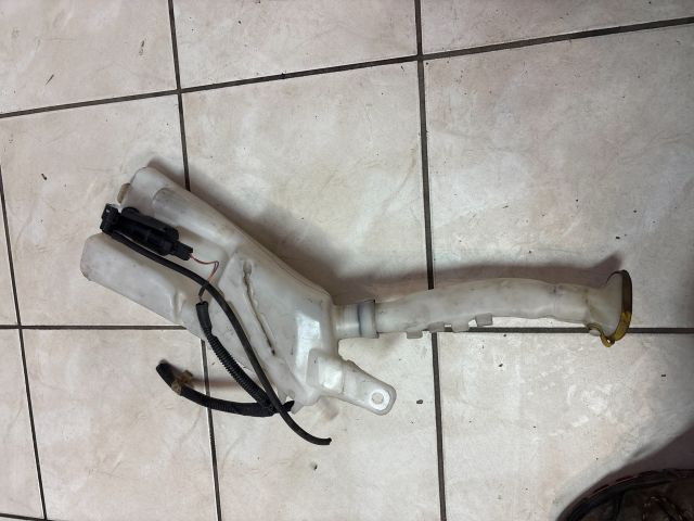 bontott RENAULT CLIO III Ablakmosó Tartály