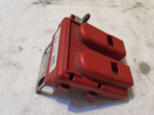 bontott RENAULT CLIO III Akkumulátor Saru Elektronikával