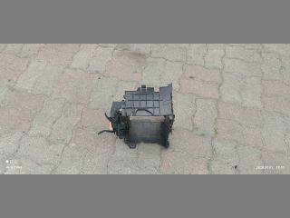 bontott RENAULT CLIO III Akkumulátor Tartó