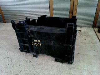 bontott RENAULT CLIO III Akkumulátor Tartó