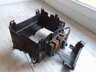 bontott RENAULT CLIO III Akkumulátor Tartó