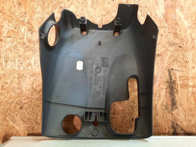 bontott RENAULT CLIO III Alsó Kormányoszlop Burkolat