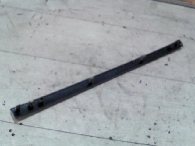 bontott RENAULT CLIO III Bal A Oszlop