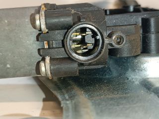 bontott RENAULT CLIO III Bal első Ablakemelő Motor