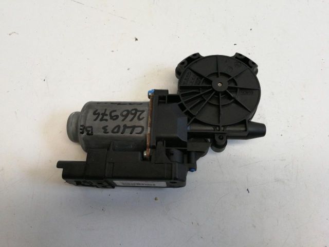 bontott RENAULT CLIO III Bal első Ablakemelő Motor