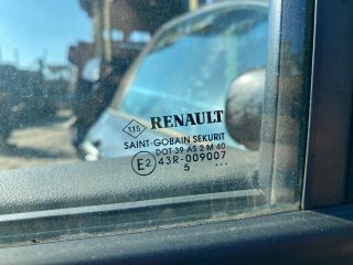 bontott RENAULT CLIO III Bal első Ablakemelő Motor