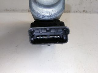 bontott RENAULT CLIO III Bal első Ablakemelő Motor